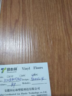 Waterproof Interlocking Vinyl Plank Flooring 15 years warranty